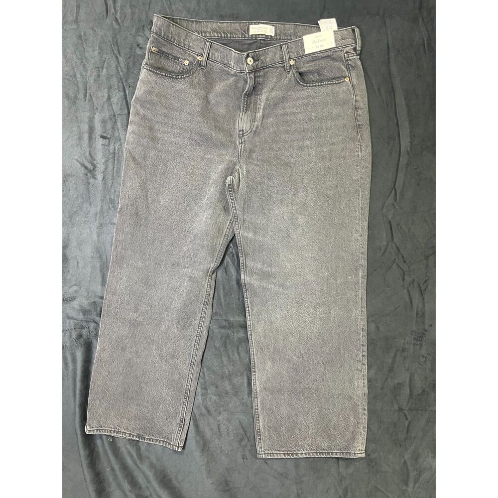 Abercrombie size 35 (18) short